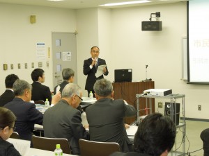 横須賀市介護保険課　島田課長補佐による講演