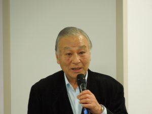 挨拶をする　神奈川県本部　花田副本部長