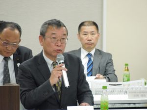 議長を務めた井上総務副委員長