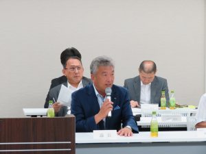 議長を務めた佐々木副本部長